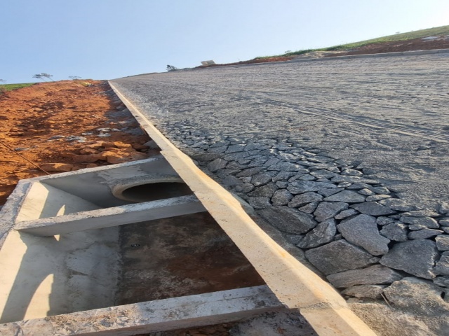 ESTRADA MARIO PEREIRA,GUARAREMA,São Paulo,Brasil 08900000,Terreno,1787